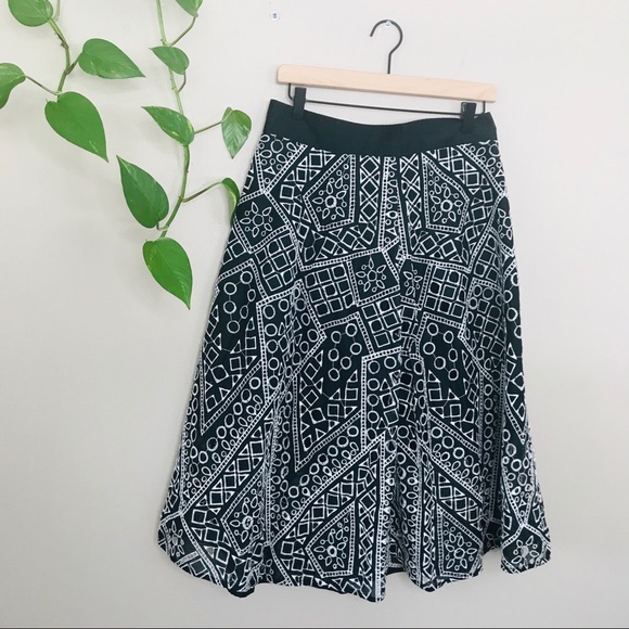 Banana Republic Geometric Lace Print Embroidered A-Line Midi Skirt Size 10 - Picture 3 of 7